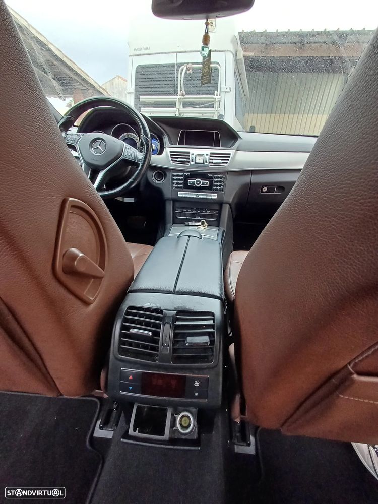 Mercedes-Benz E 300 Bluetec Hybrid Avantgarde - 19