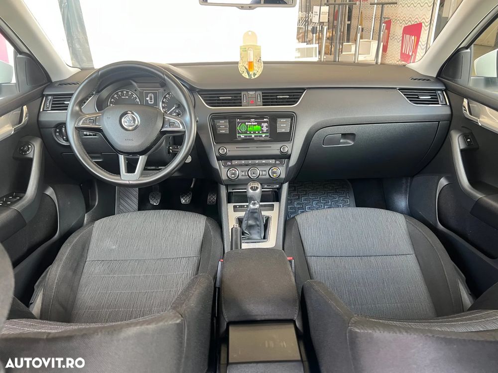 Skoda Octavia 1.6 TDI Ambition - 18