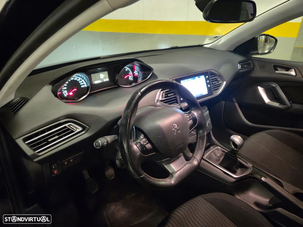 Peugeot 308 SW 1.6 BlueHDi Style - 28