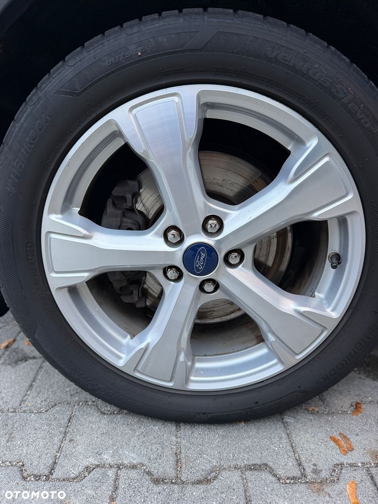 Ford Kuga - 39
