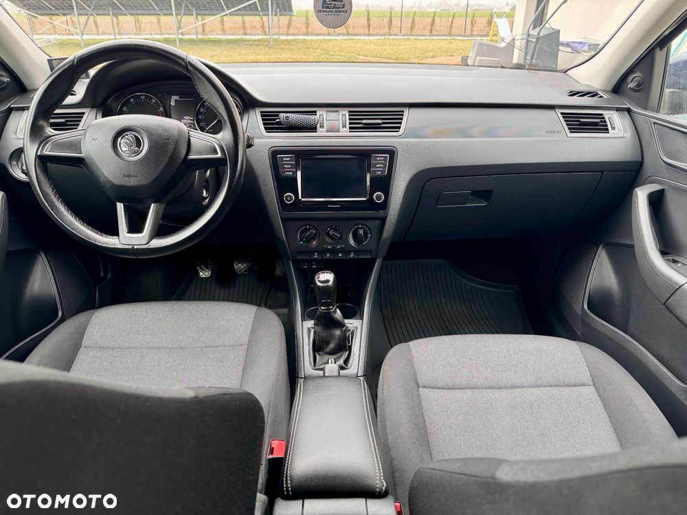 Skoda RAPID 1.2 TSI Active - 7