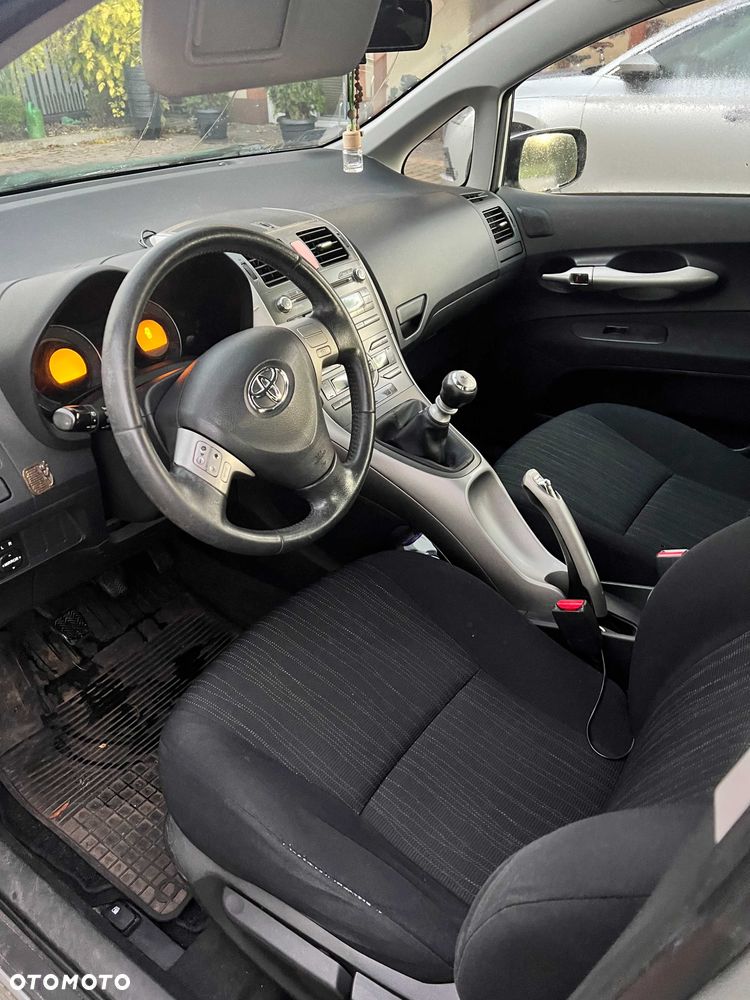 Toyota Auris - 6