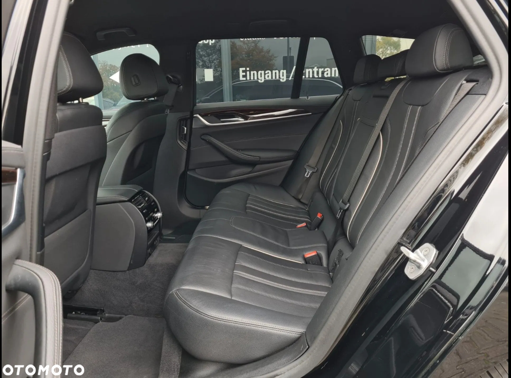 BMW Seria 5 520d Luxury Line - 12