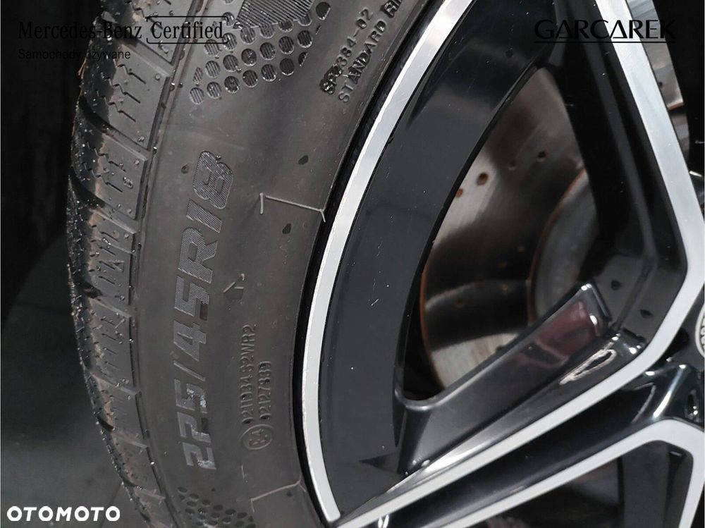 Mercedes-Benz Klasa A 220 4-Matic AMG Line 7G-DCT - 11