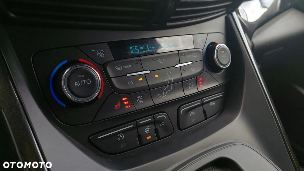 Ford Kuga 2.0 TDCi AWD ST-Line - 35