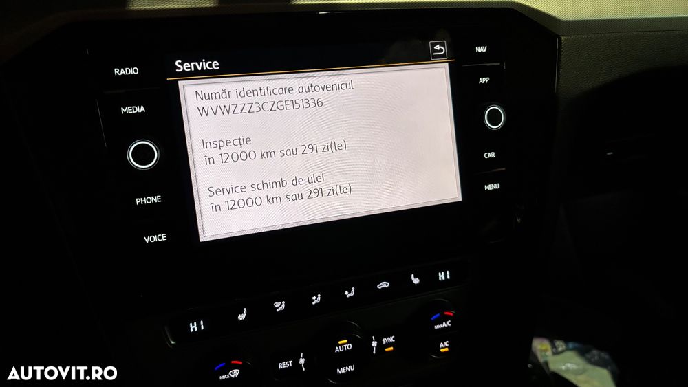 Volkswagen Passat Variant 2.0 TDI Highline - 6