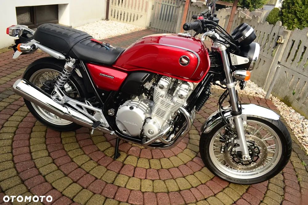 Honda CB - 1