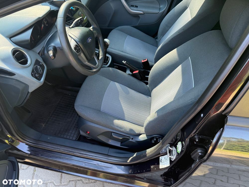 Ford Fiesta 1.25 Champions Edition - 5