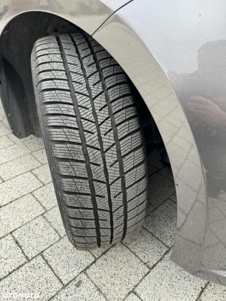 Seat Leon 2.0 TDI DPF Start&Stop DSG FR - 9