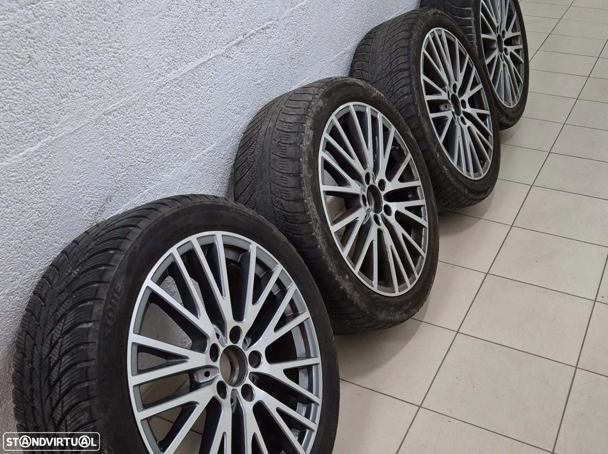 Mercedes-Benz CLA 250 e 8G-DCT AMG Line - 13