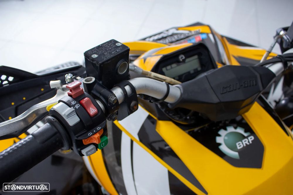 Can-Am Renegade 800r - 8