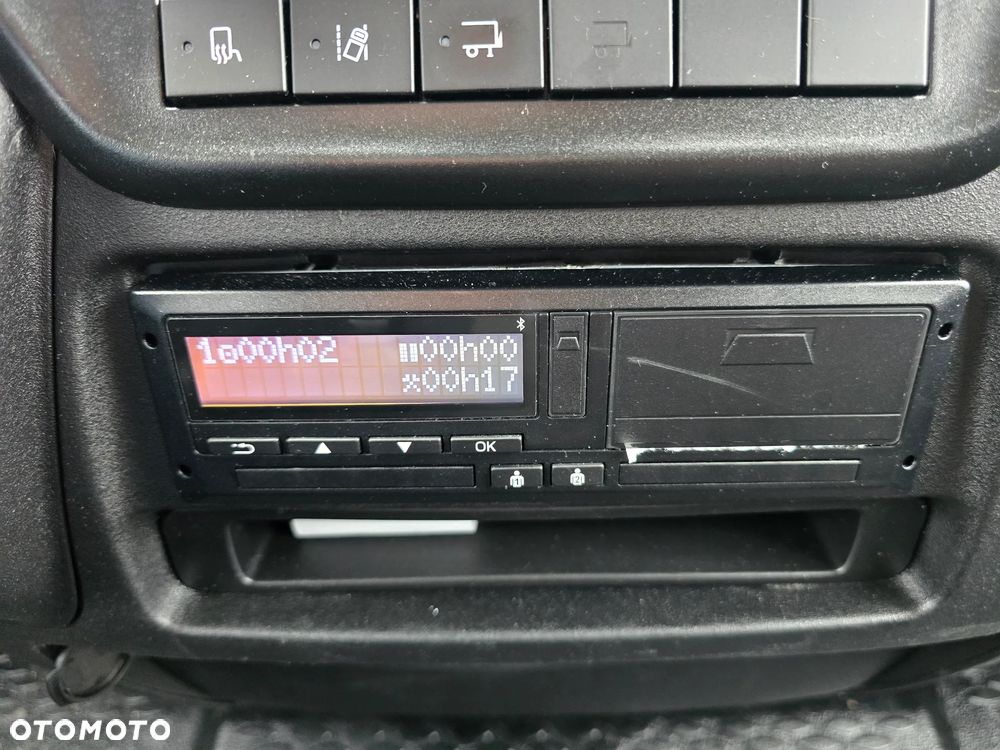 Iveco DAILY 70C18 - 16