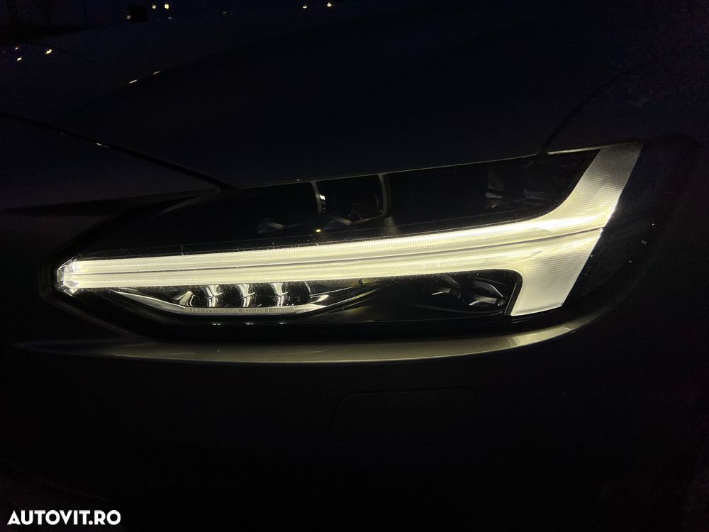 Volvo S90 D4 Geartronic Momentum Pro - 18
