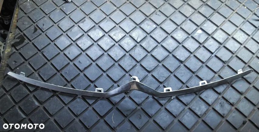 Chrom listwa grilla atrapy Citroen C4 II 10- przód 9687984380 - 1