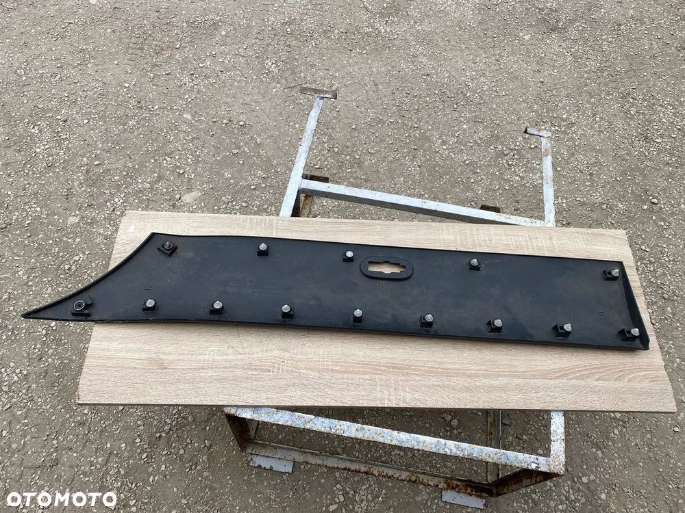 LISTWA PRAWA KAROSERYJNA MERCEDES SPRINTER W907 W910 A9106907200 - 2