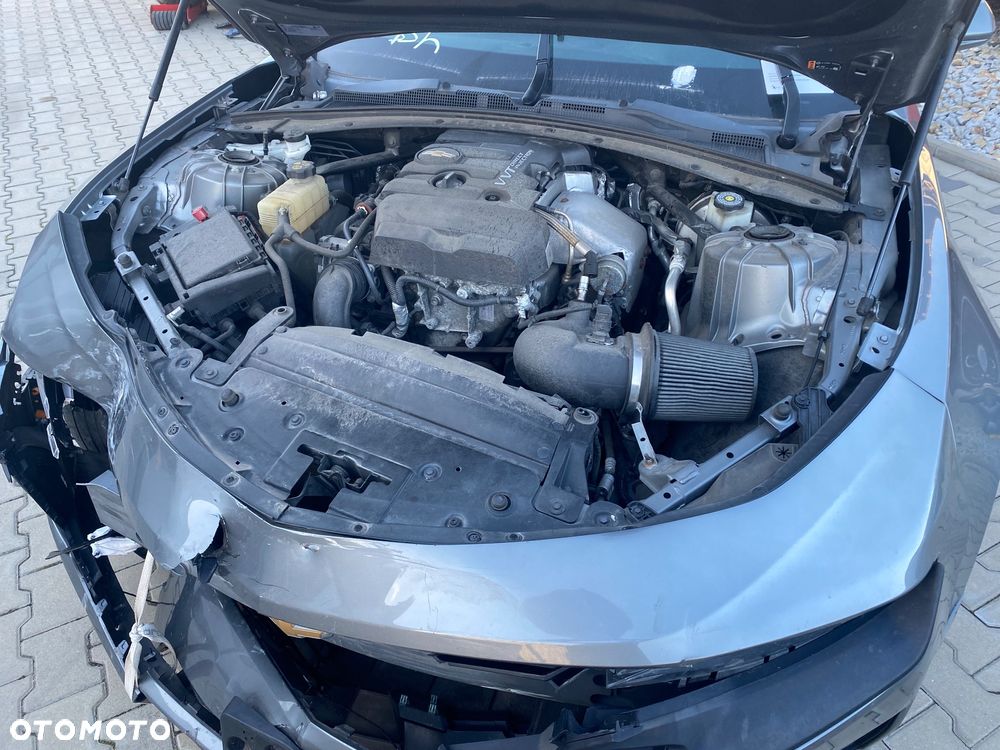 Chevrolet Camaro Coupe 2.0 - 7