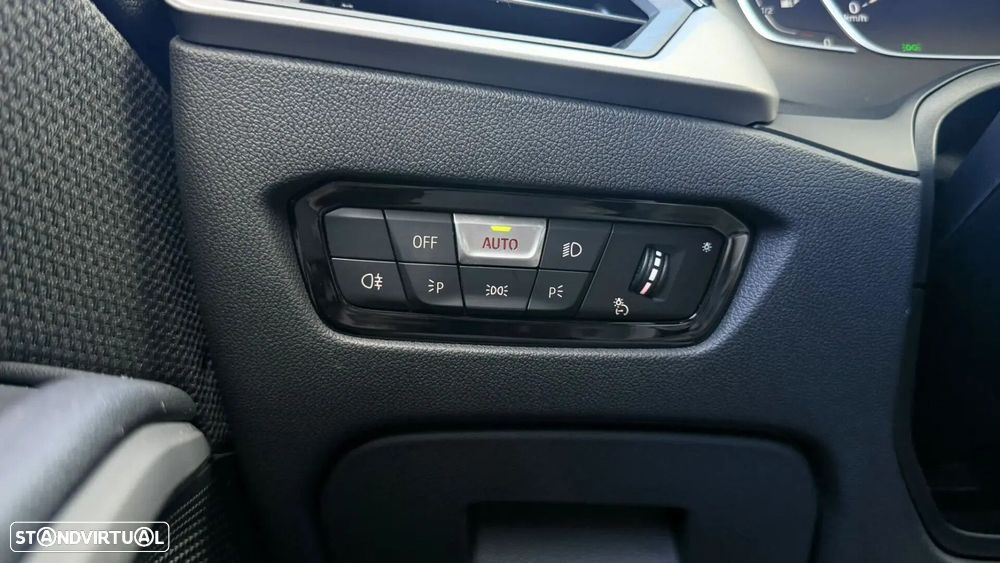 BMW 330 e Corporate Edition Auto - 19