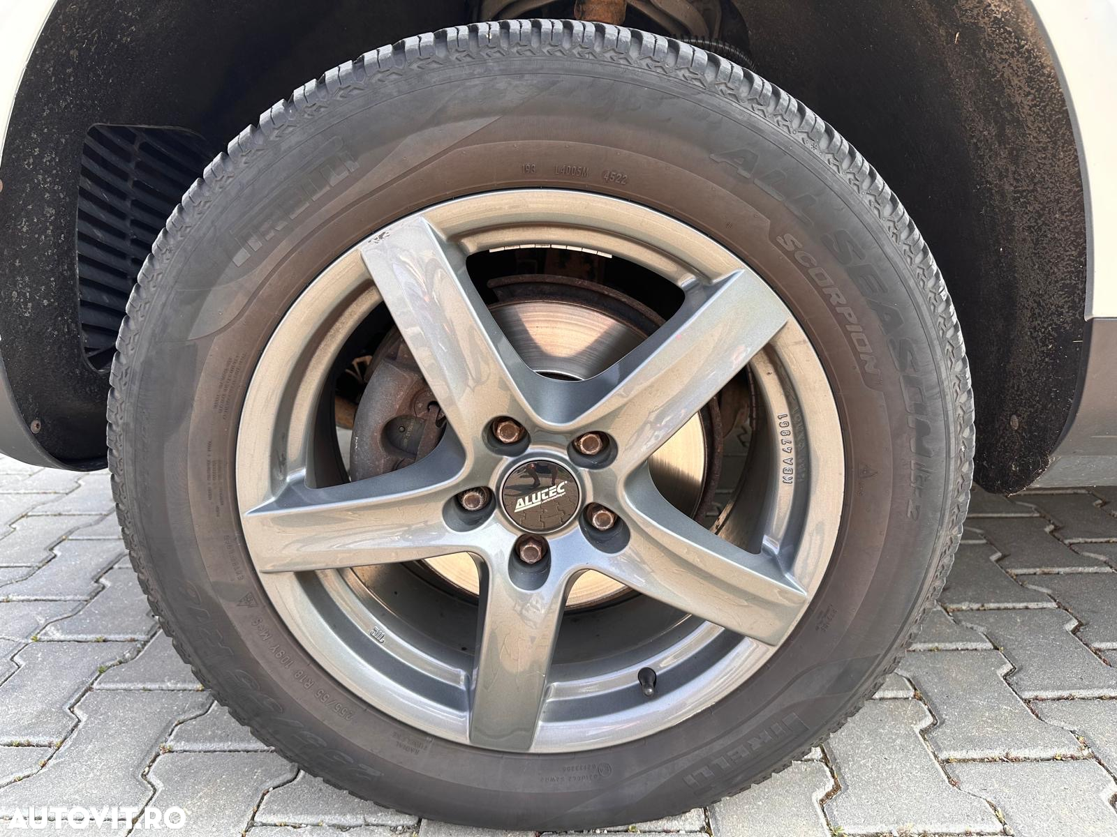 Volkswagen Touareg - 25