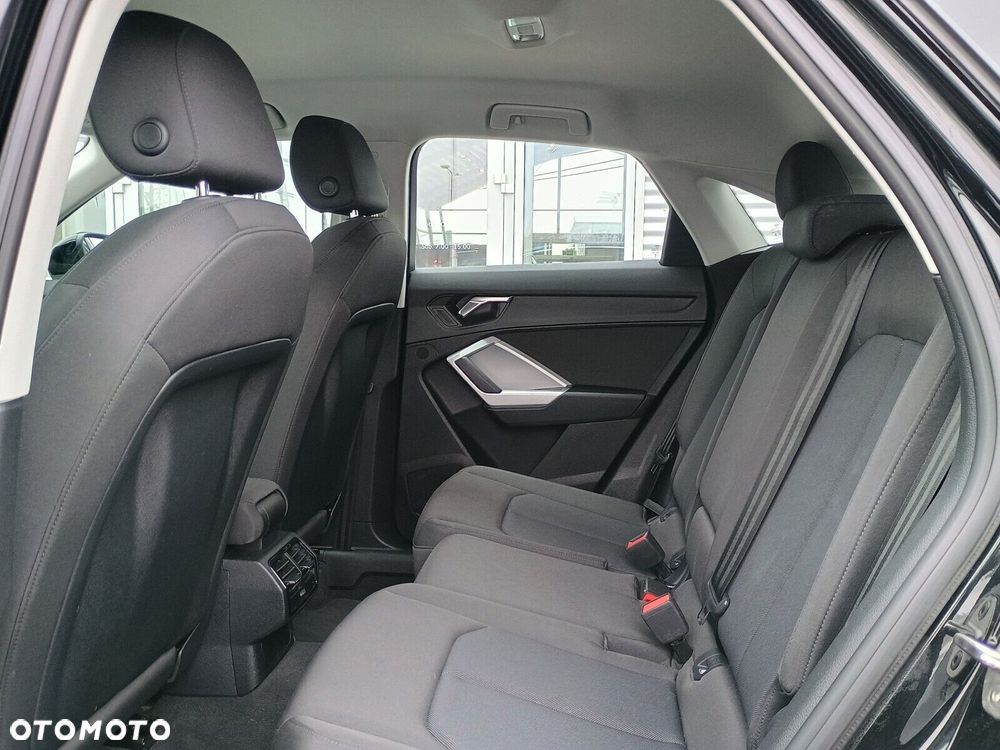 Audi Q3 Sportback - 9