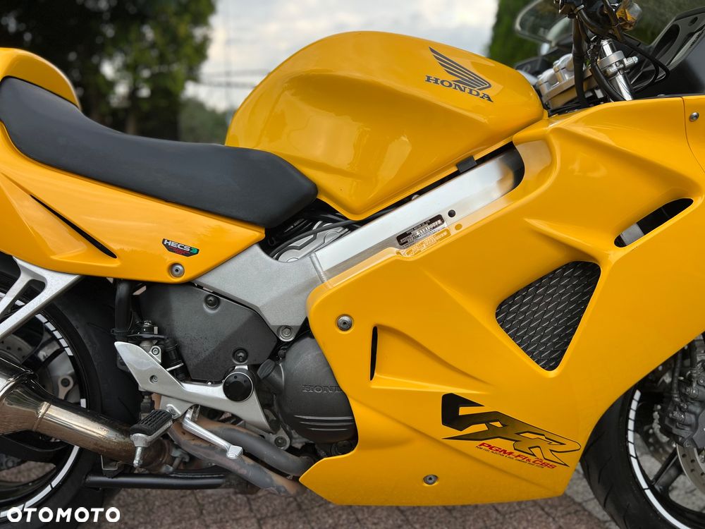 Honda VFR - 7