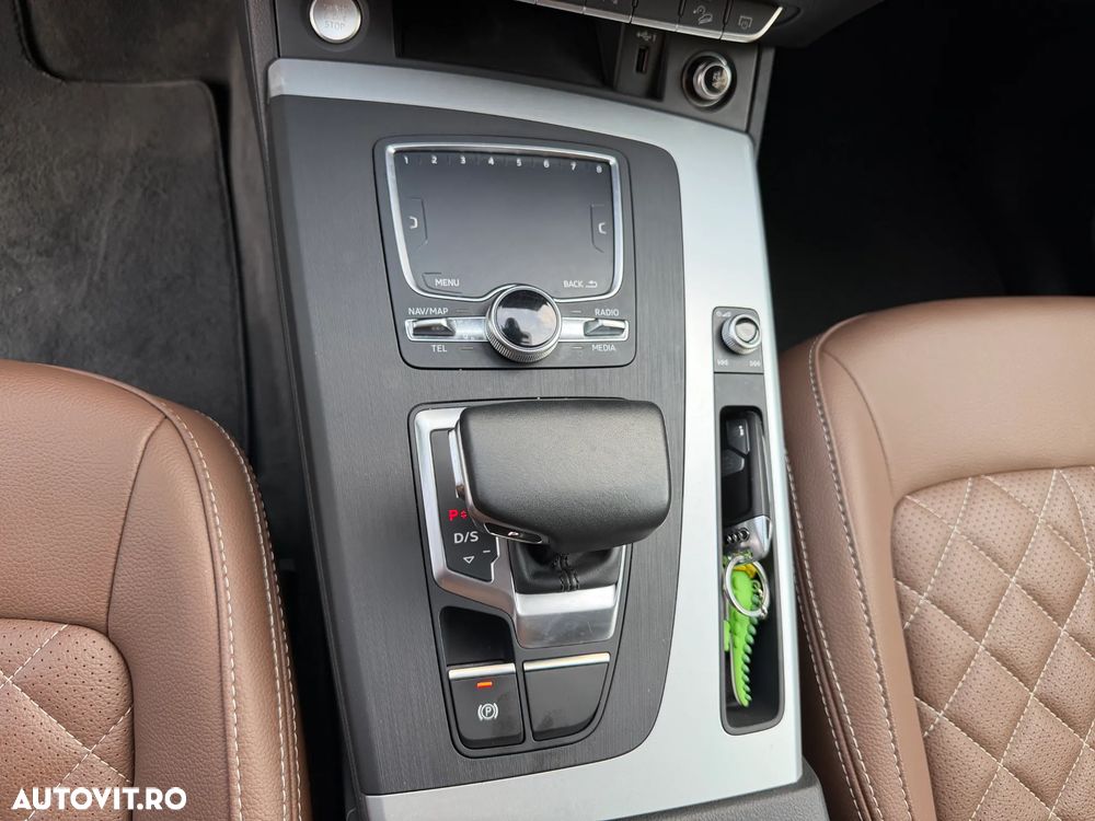 Audi Q5 50 TFSI e quattro S tronic PHEV S Line - 22