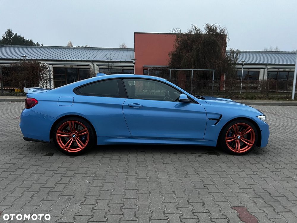 BMW M4 DKG - 8