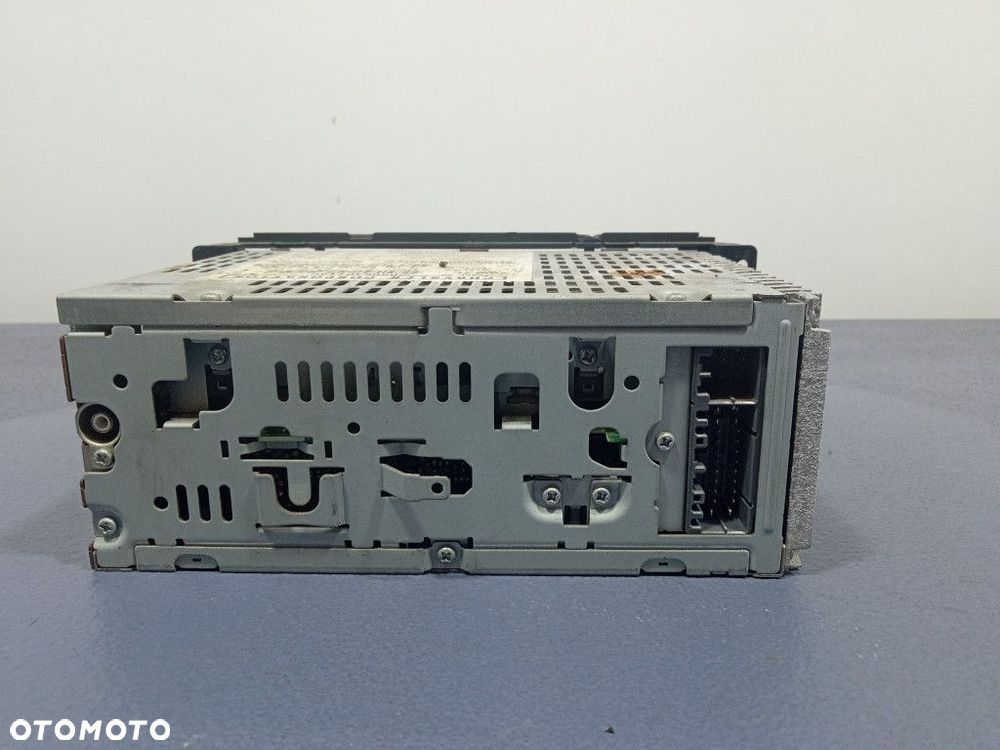 CARAVAN VOYAGER IV RADIO CD KASETY FABRYCZNE OEM P05064042AC - 3