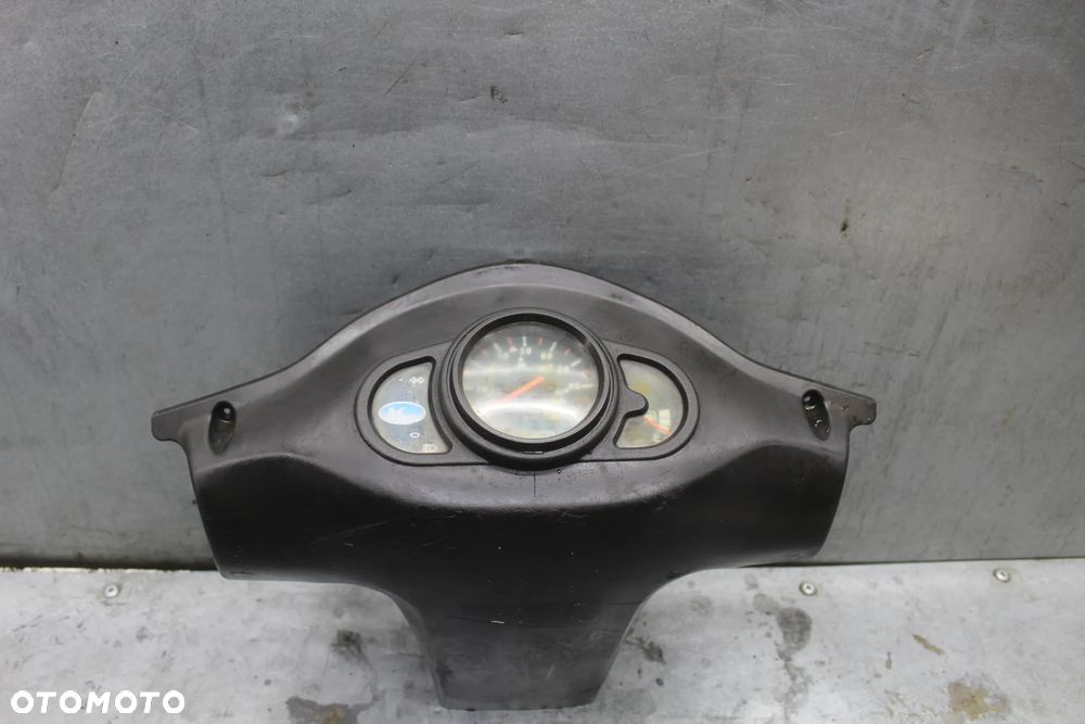 Kymco Agility 50 licznik obudowa osłona - 1