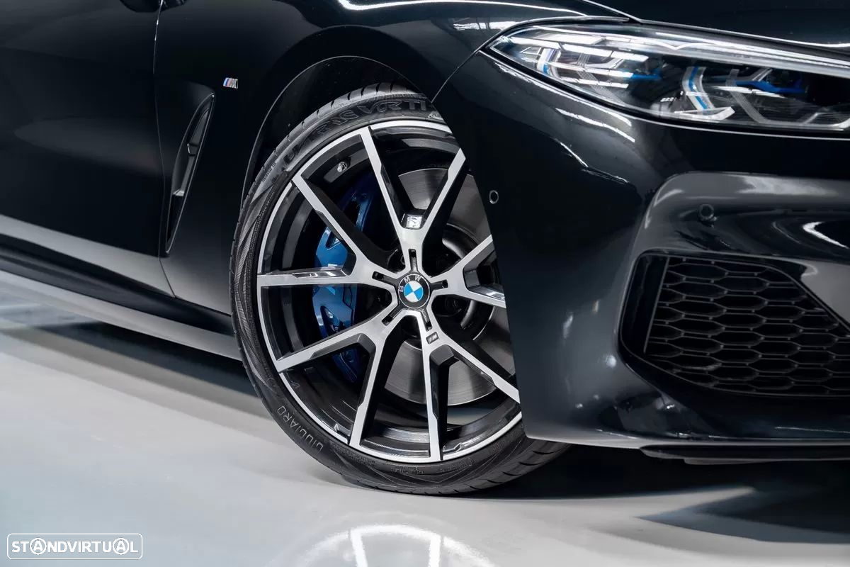 BMW M850i xDrive - 4