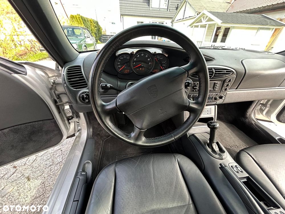 Porsche Boxster - 15
