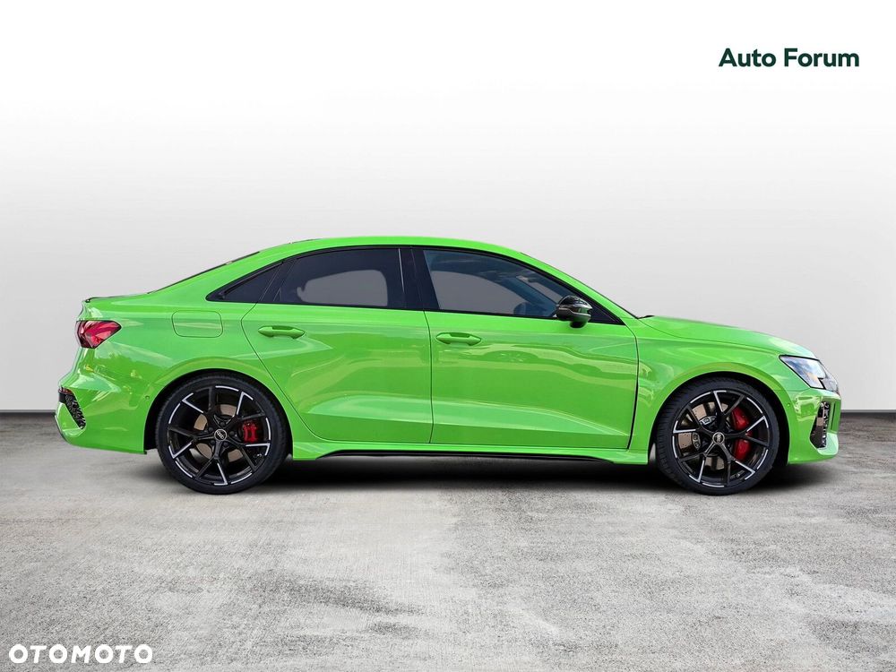 Audi RS3 Limousine - 7