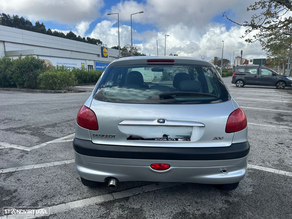 Peugeot 206 1.1 XT - 5