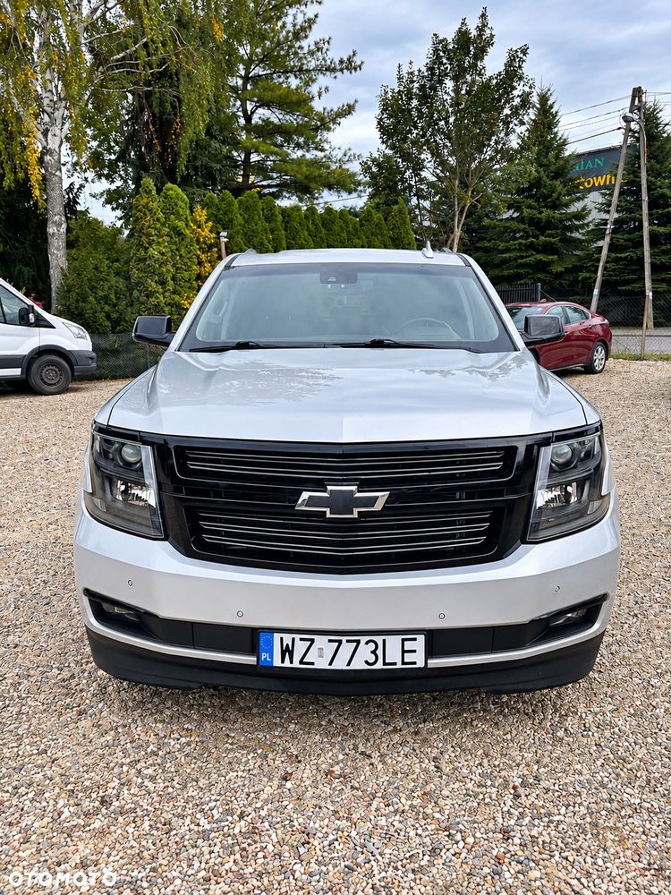 Chevrolet Suburban - 2