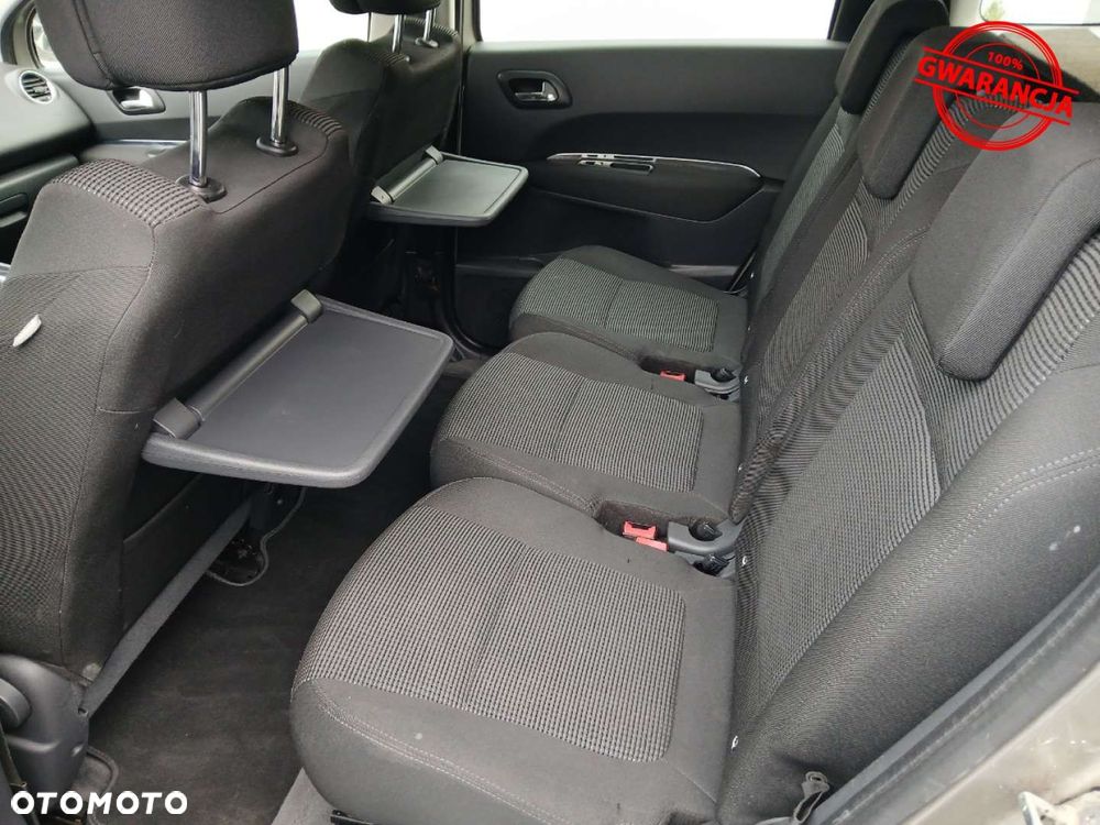 Peugeot 5008 2.0 HDi Family - 28