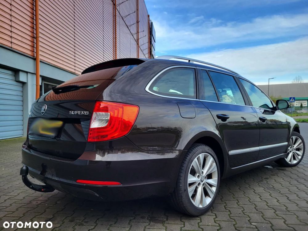 Skoda Superb 2.0 TDI Comfort DSG - 5