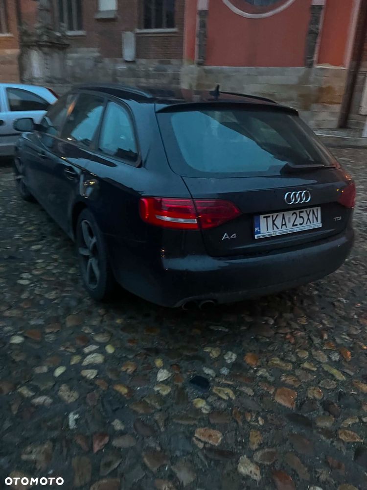 Audi A4 Avant - 3