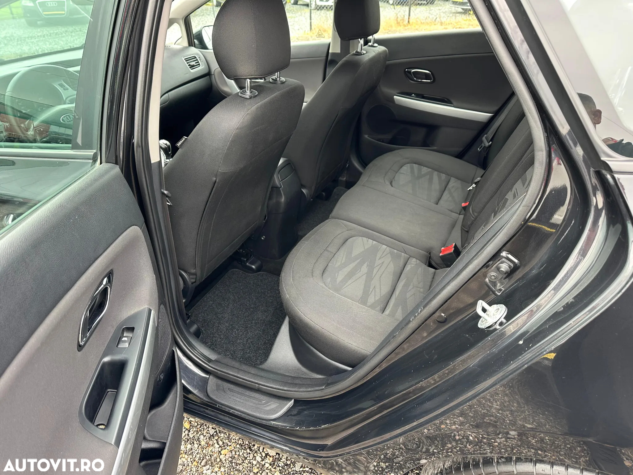 Kia Ceed 1.6 CRDi 128 Dream Team Edition - 7