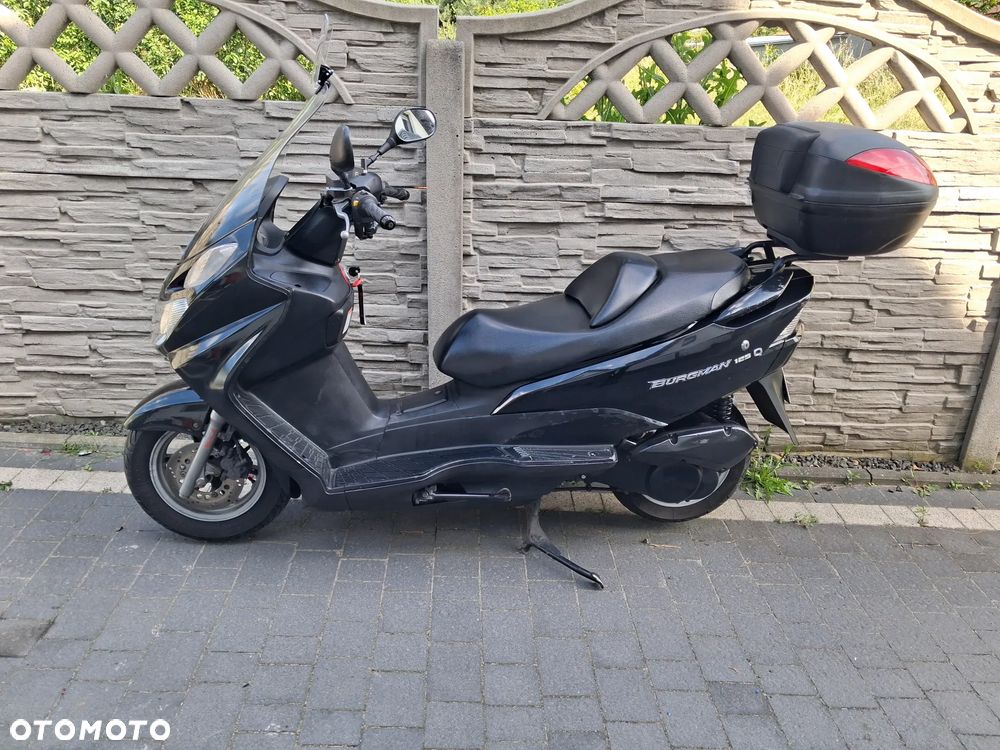 Suzuki Burgman - 4