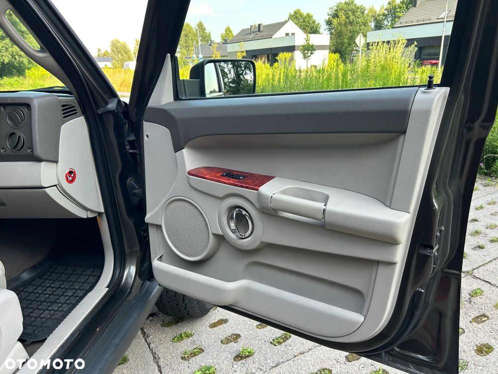 Jeep Commander 3.0 CRD Limited - 25