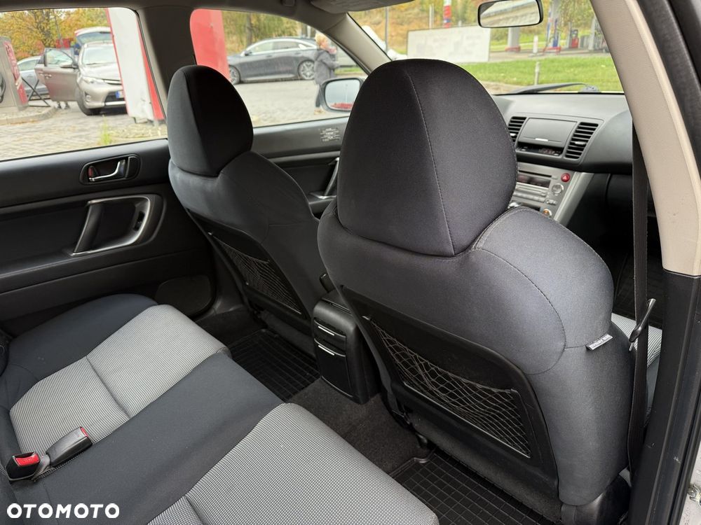 Subaru Legacy 2.0i AT - 20