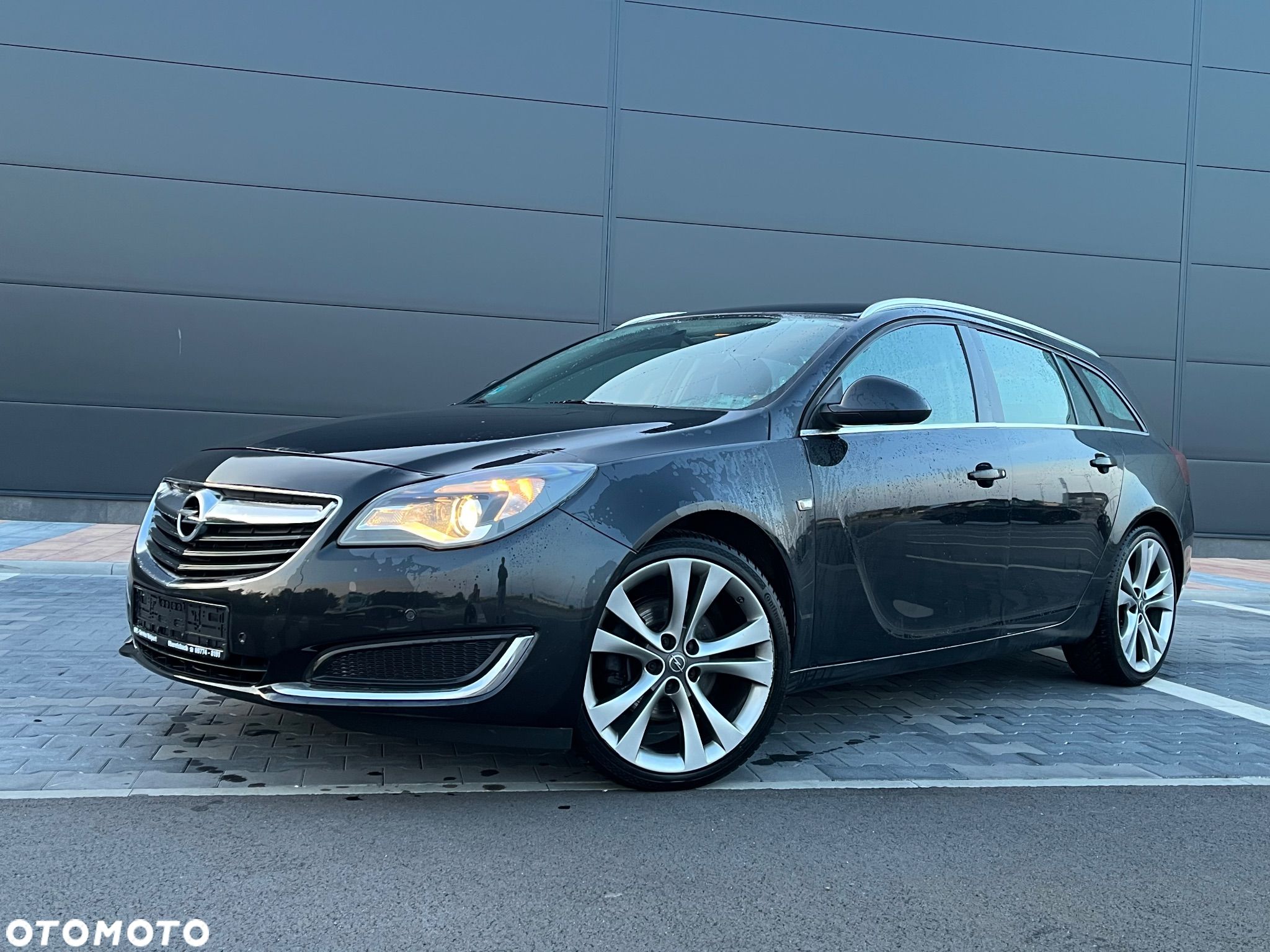 Opel Insignia 2.0 CDTI Sports Tourer Automatik Business Edition - 1