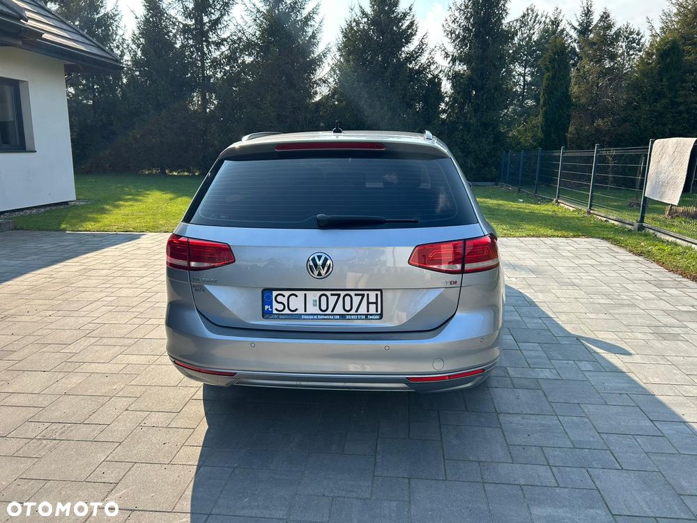 Volkswagen Passat 1.6 TDI BMT Comfortline - 14
