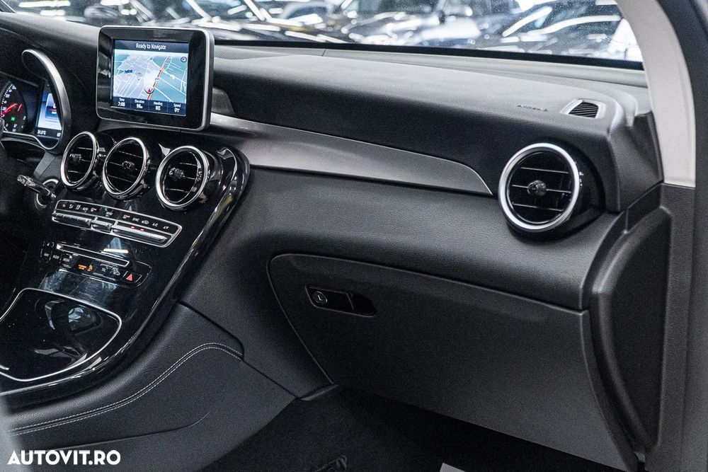 Mercedes-Benz GLC Coupe 220 d 4Matic 9G-TRONIC Exclusive - 37