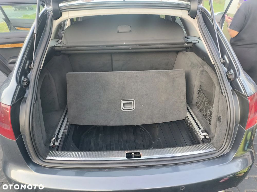Audi A6 Avant 2.0 TDI - 17
