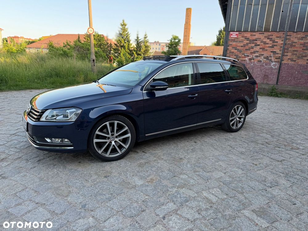 Volkswagen Passat 2.0 TDI Highline DSG - 2