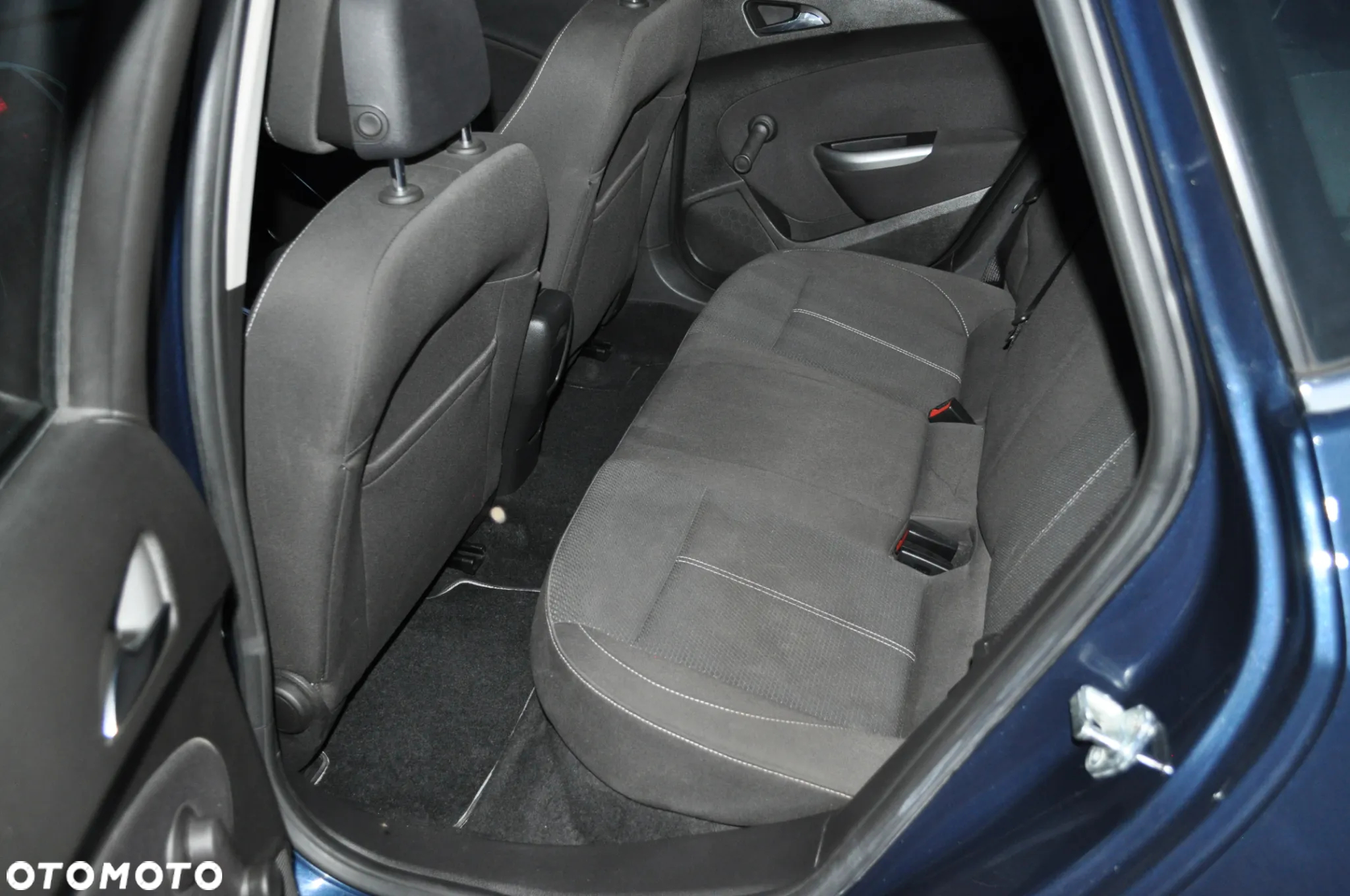 Opel Astra 1.4 Turbo Sport - 26