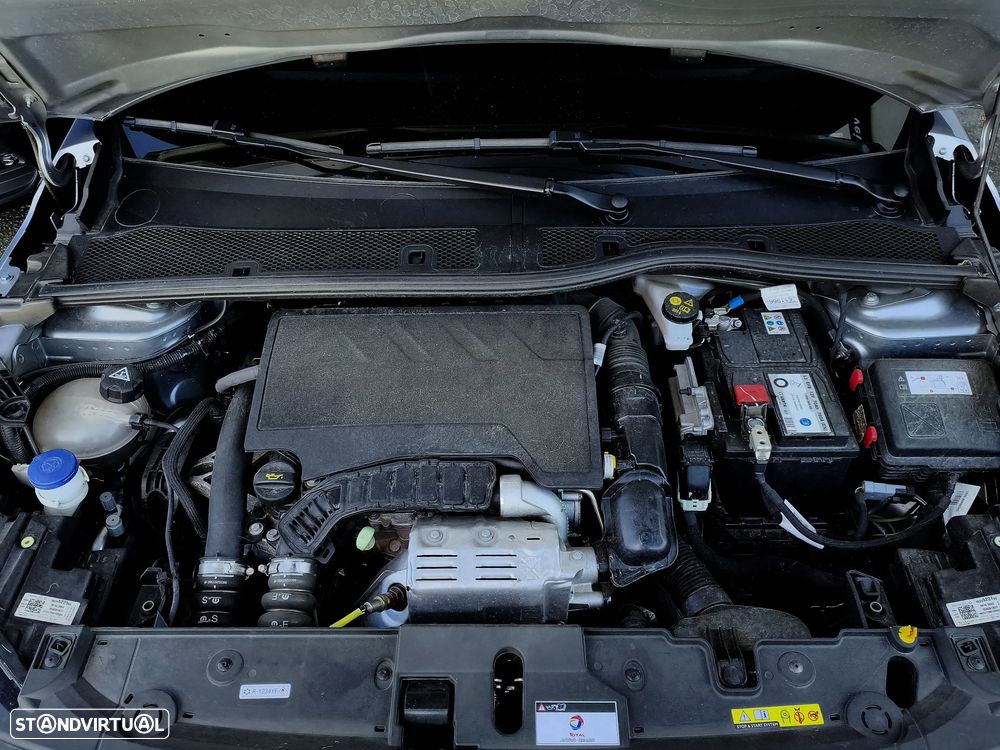 Opel Corsa 1.2 T GS - 30