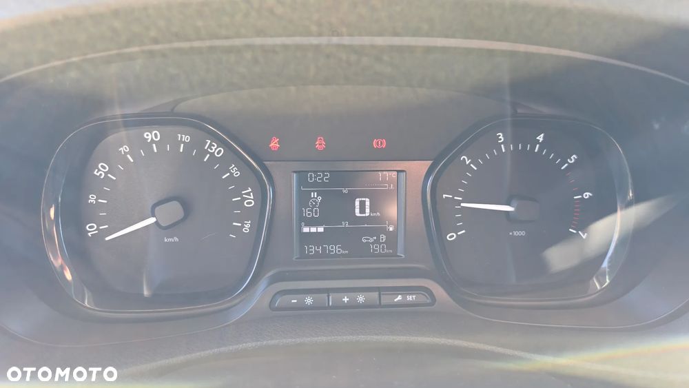 Peugeot Traveller 1.6 BlueHDi Standard Business - 15