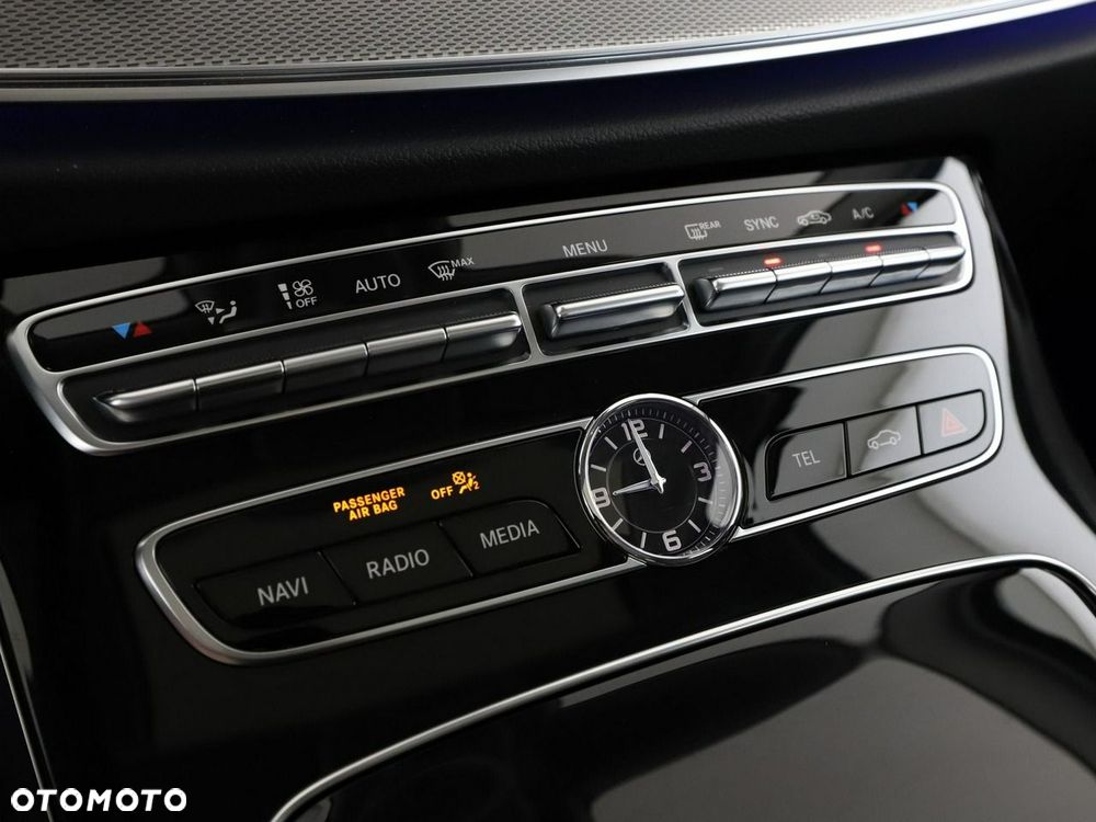 Mercedes-Benz Klasa E 220 d Avantgarde - 29
