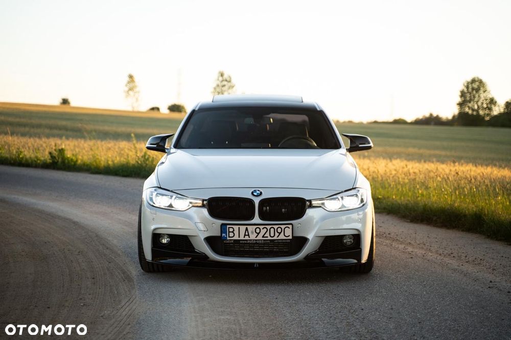 BMW Seria 3 335i Sport Line - 9
